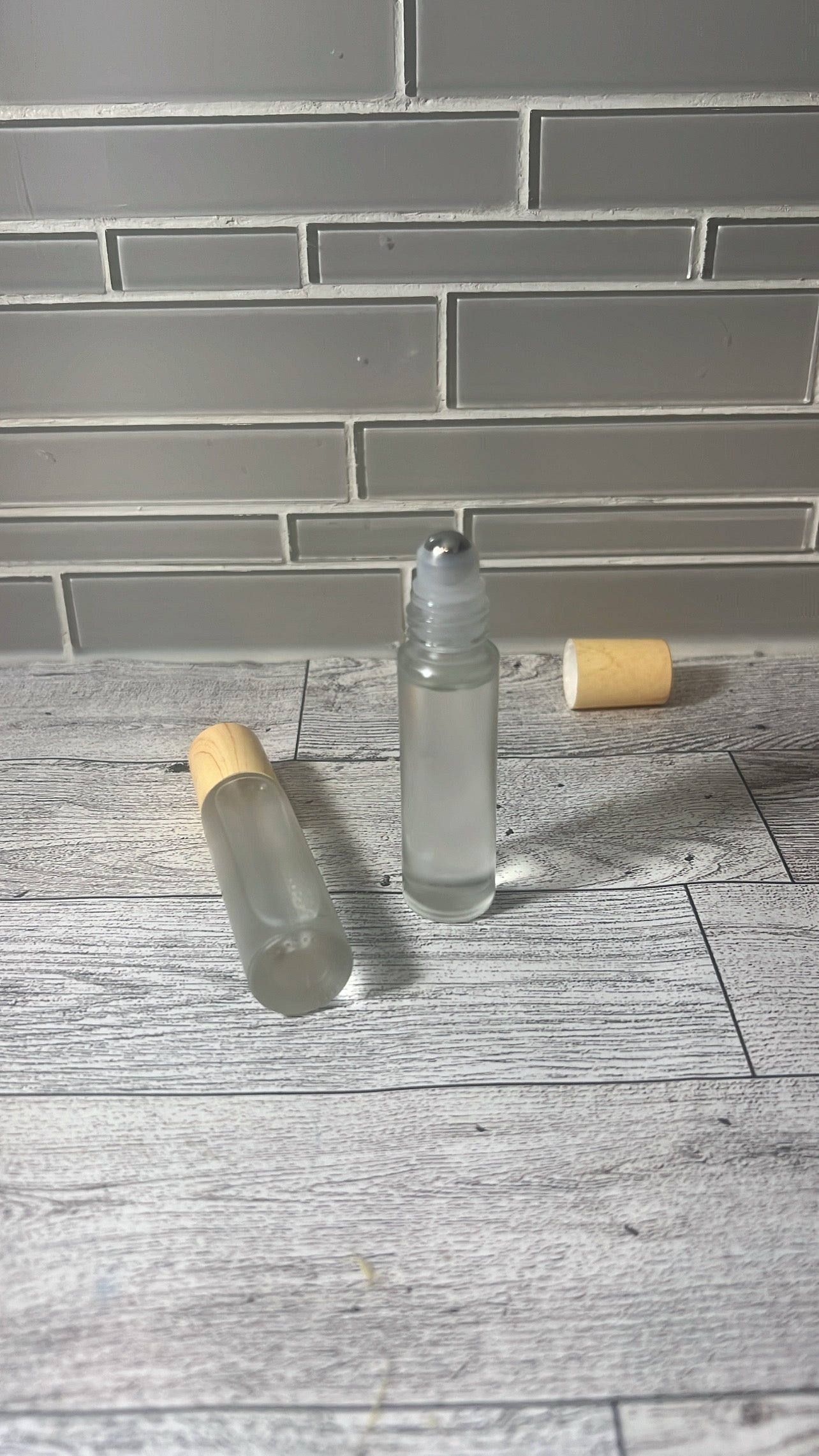 ROLL ON ESSENTIAL FRAGRANCE OIL