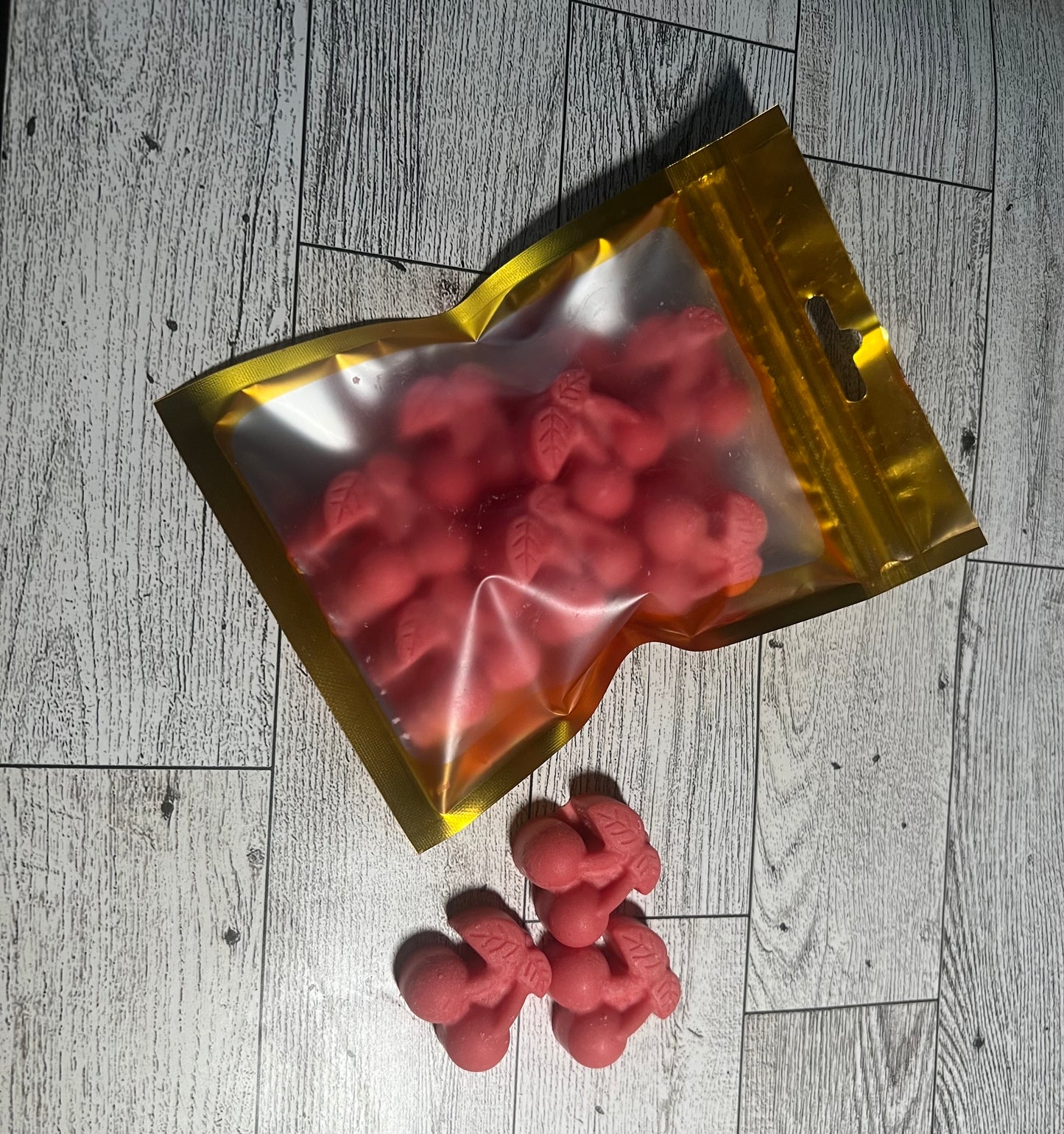 BAG OF CHERRIES